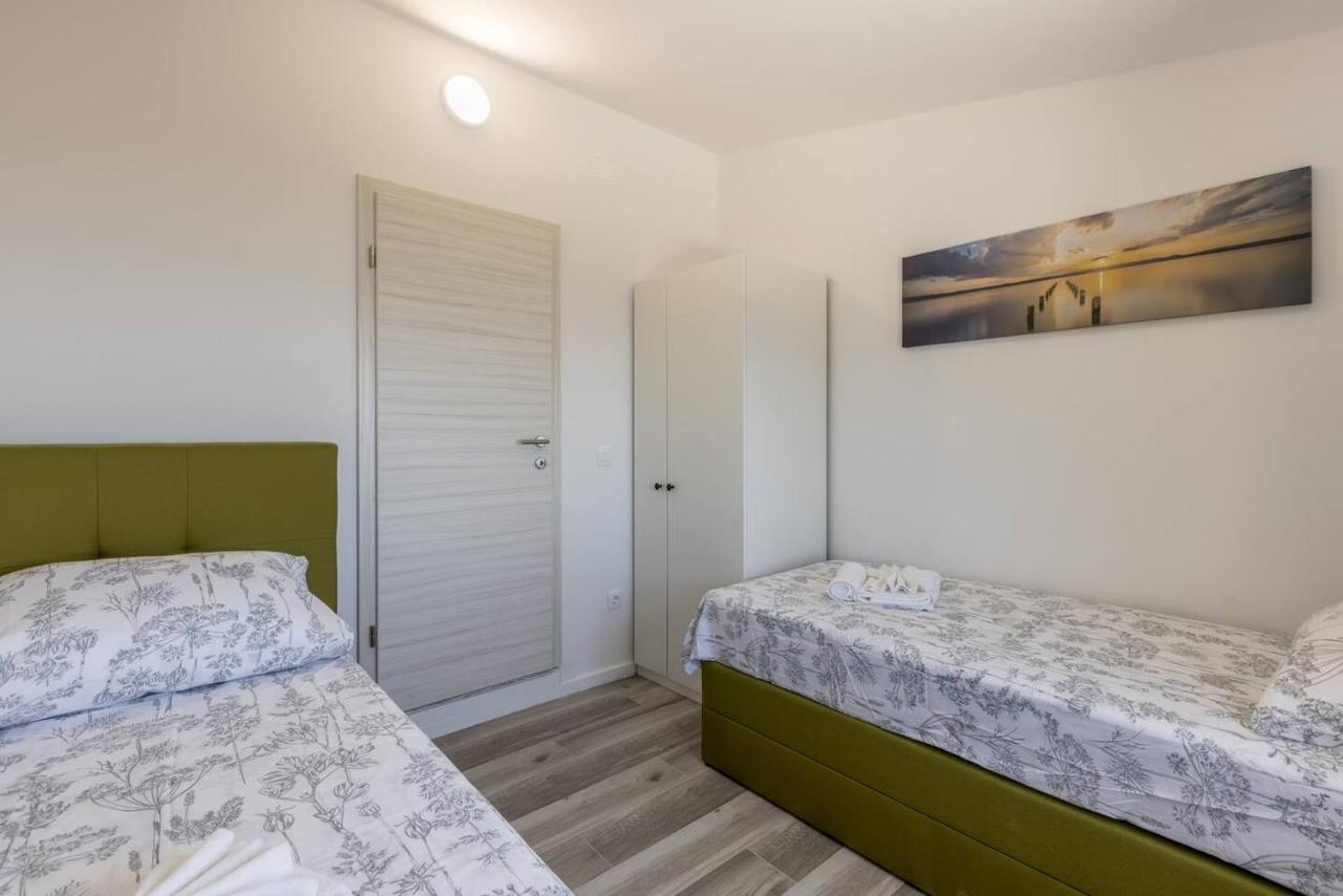Villa Dream Hill Kaštel Kambelovac Exterior foto